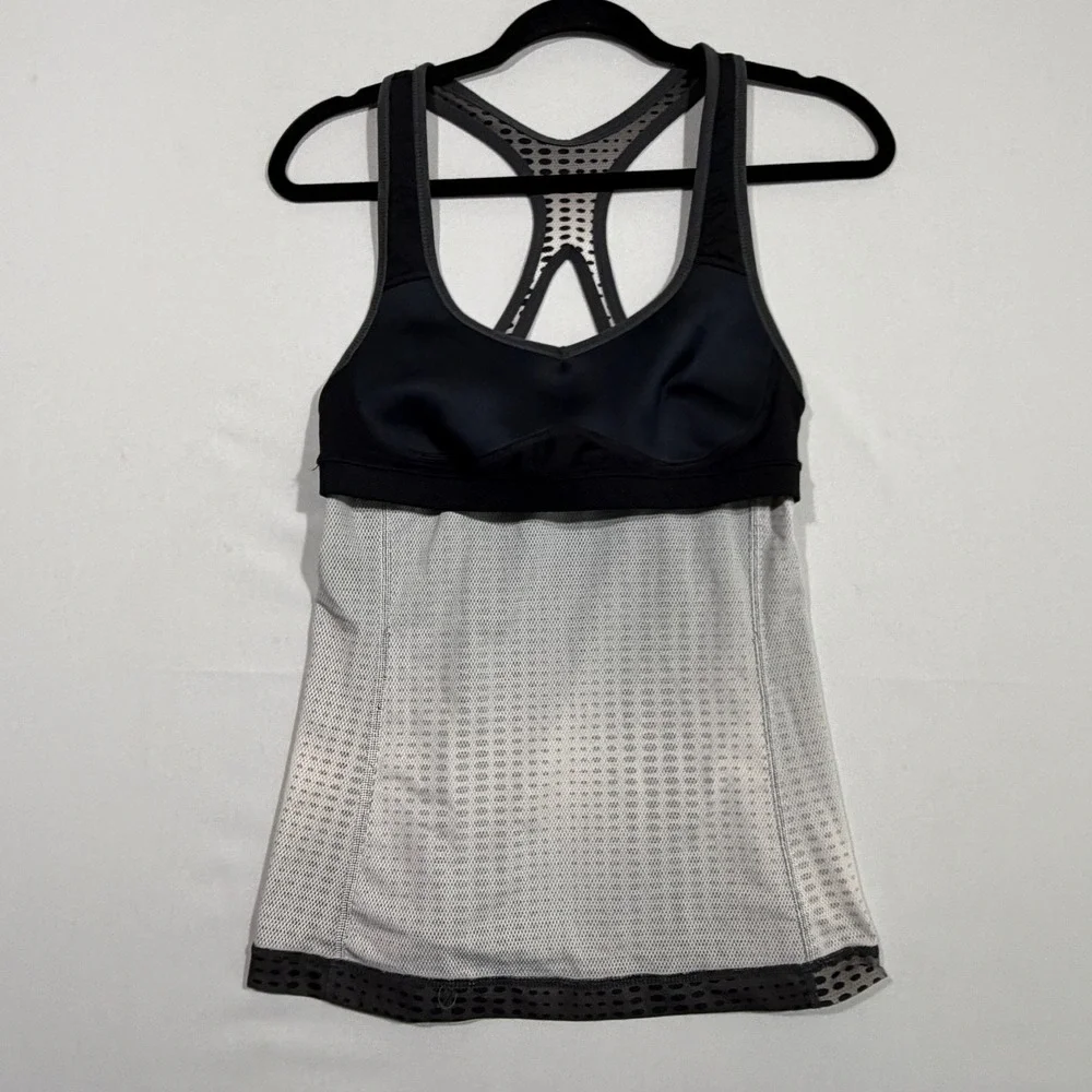 Nike Tank Top Dri-FIT Built-in Bra Gradient Dot Black Gray Women Size M 485025